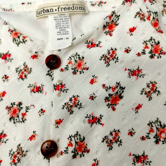 Girl Dress Urban Freedom, Size 10, 28 inches long - Picture 4 of 5